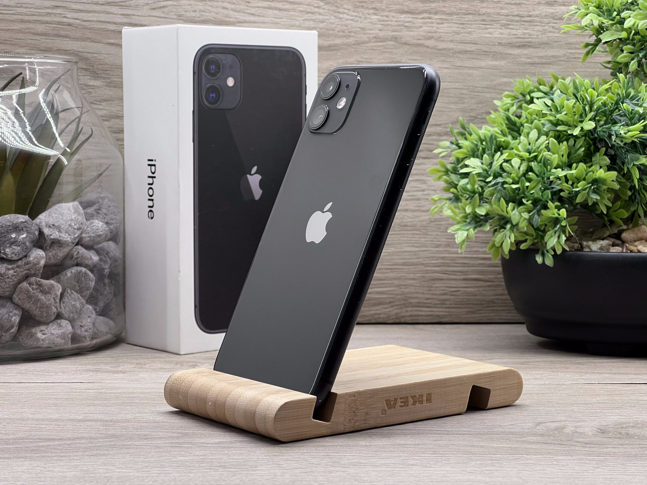 Hibátlan iPhone 11 Black 64GB 2 ÉV Garanciával Számlával 100% Akku