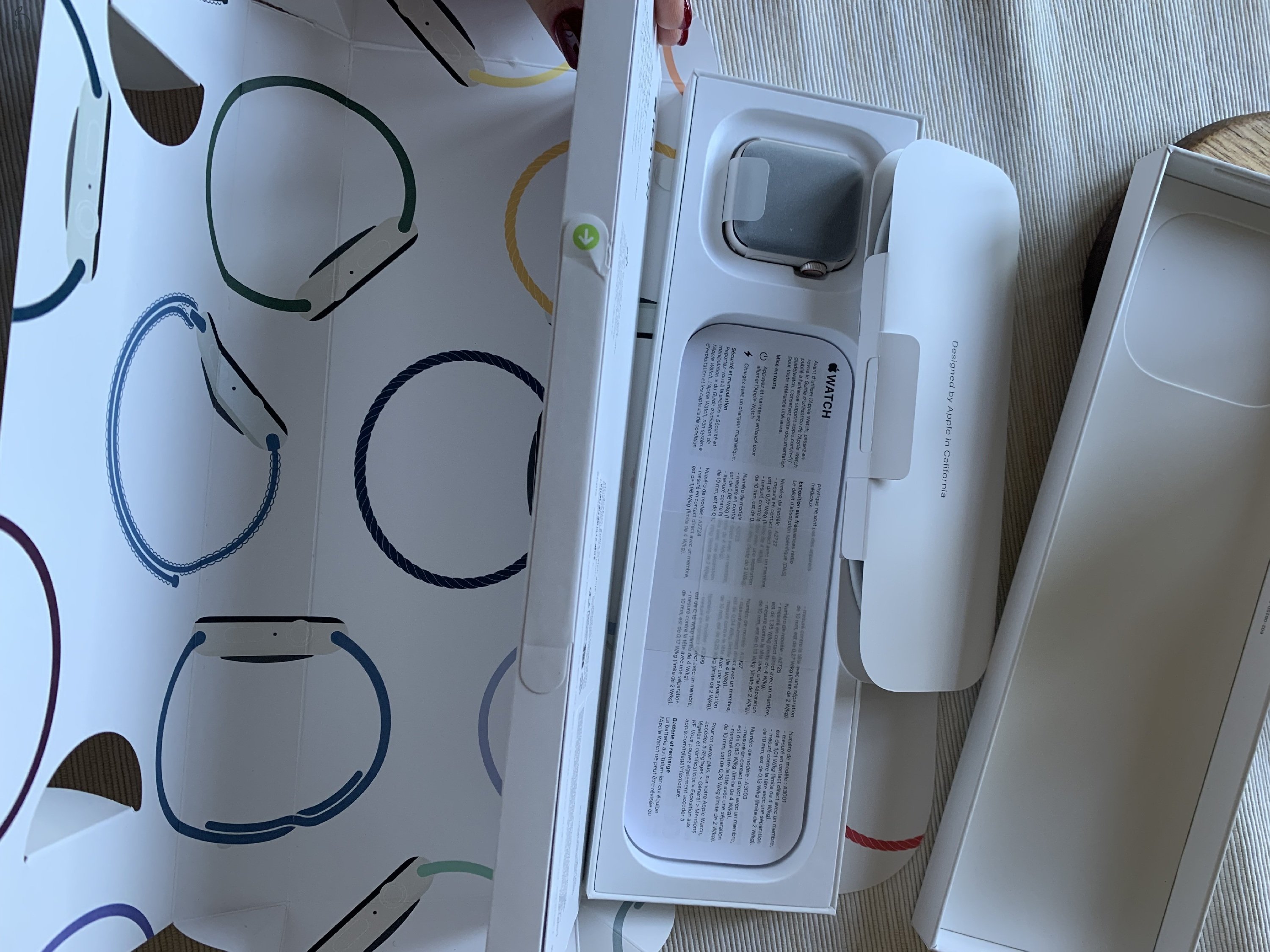 Új Apple Watch SE (Gen 2) 40 mm Starlight Aluminium CEL