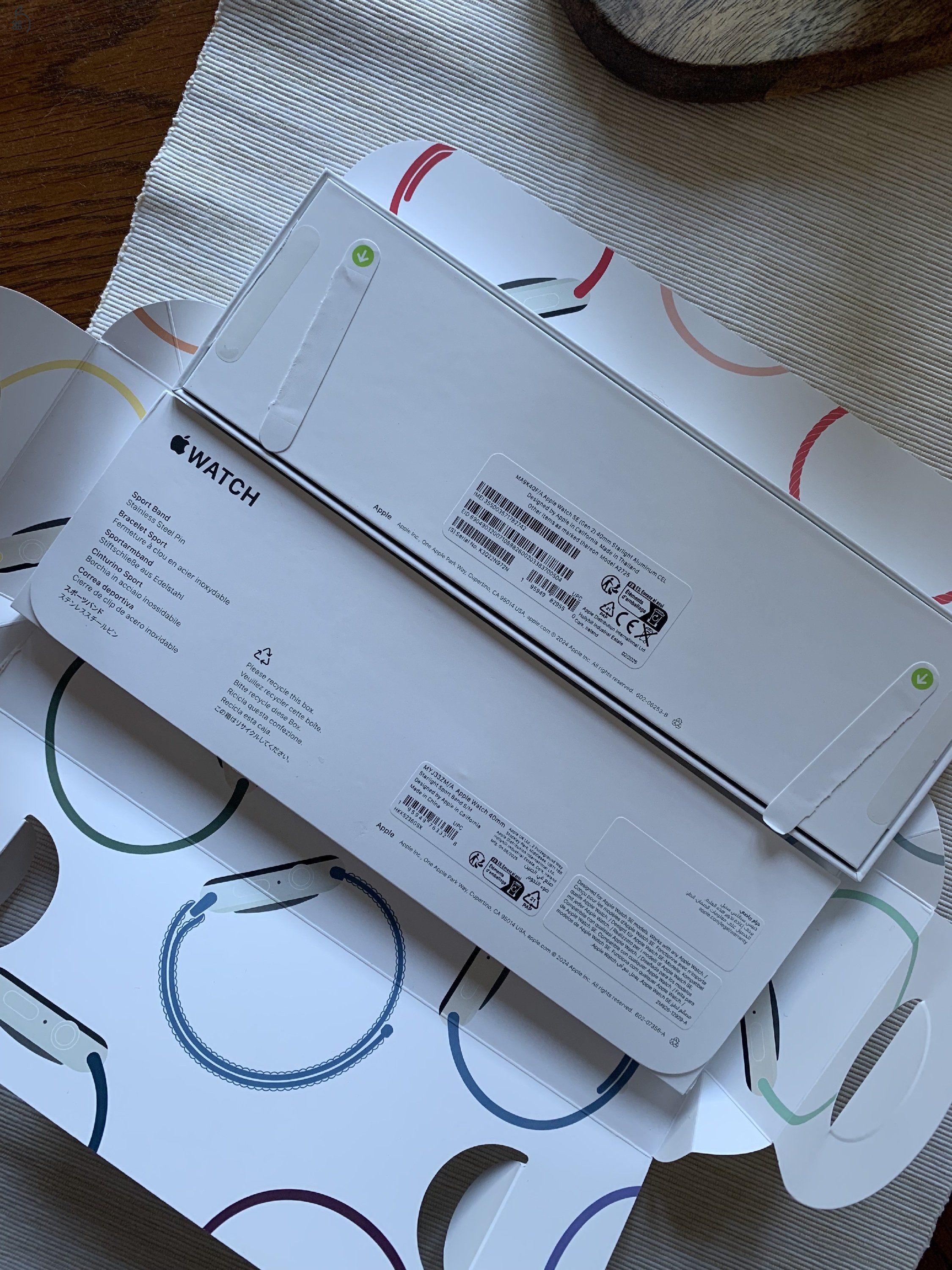 Új Apple Watch SE (Gen 2) 40 mm Starlight Aluminium CEL
