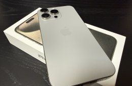 iPhone 15 Pro max Natural Titanium 256Gb