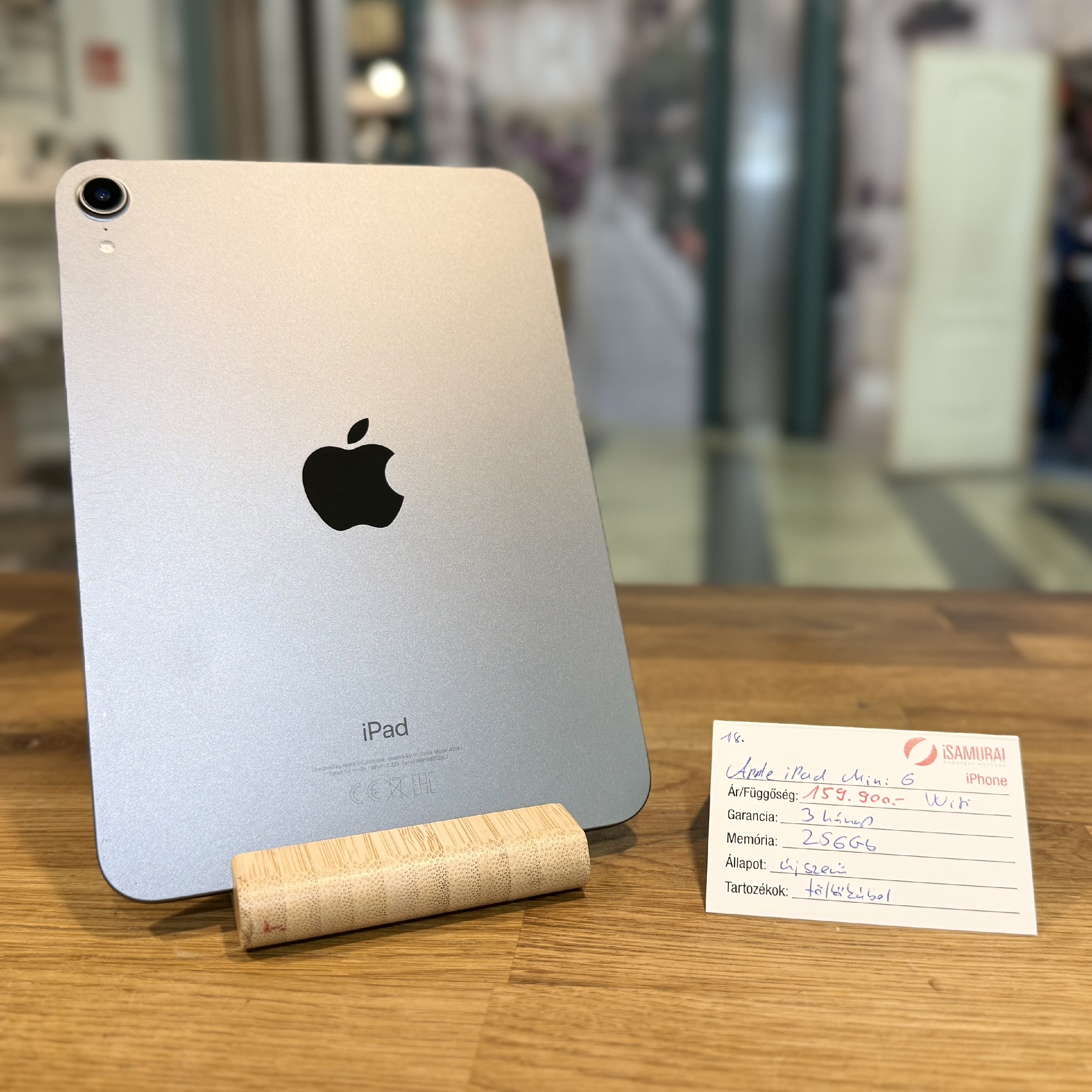 18. Apple iPad Mini 6 - 256 GB - WiFi