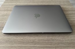 Apple Macbook Pro 13