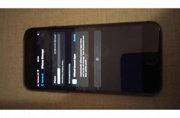 Eladó iPhone 8 Space Gray 64GB - működő hibás kijelzővel!