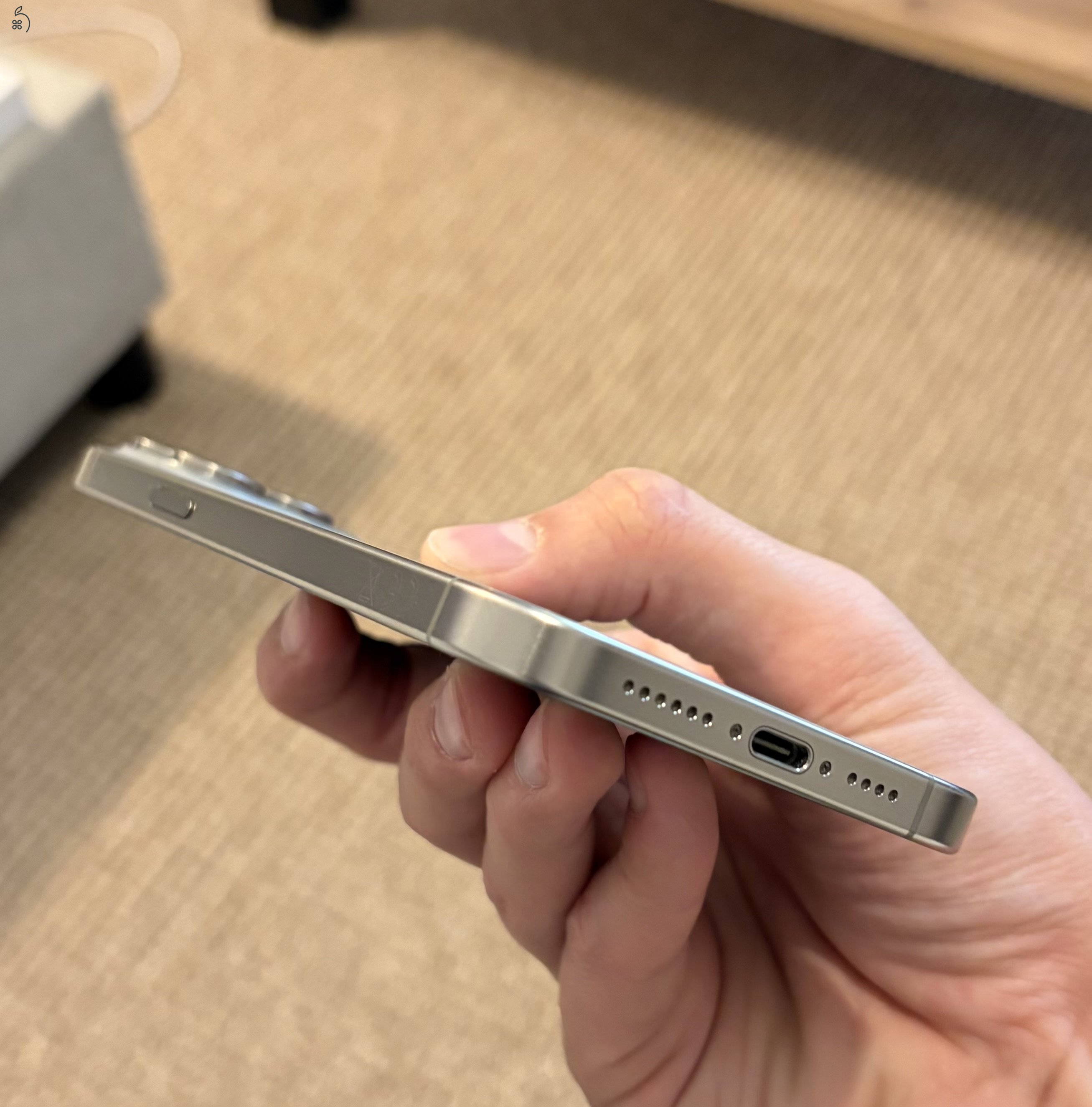iPhone 15 Pro Max 256GB Natural Titan hibátlan