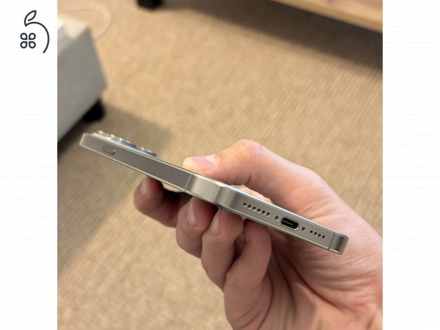iPhone 15 Pro Max 256GB Natural Titan hibátlan