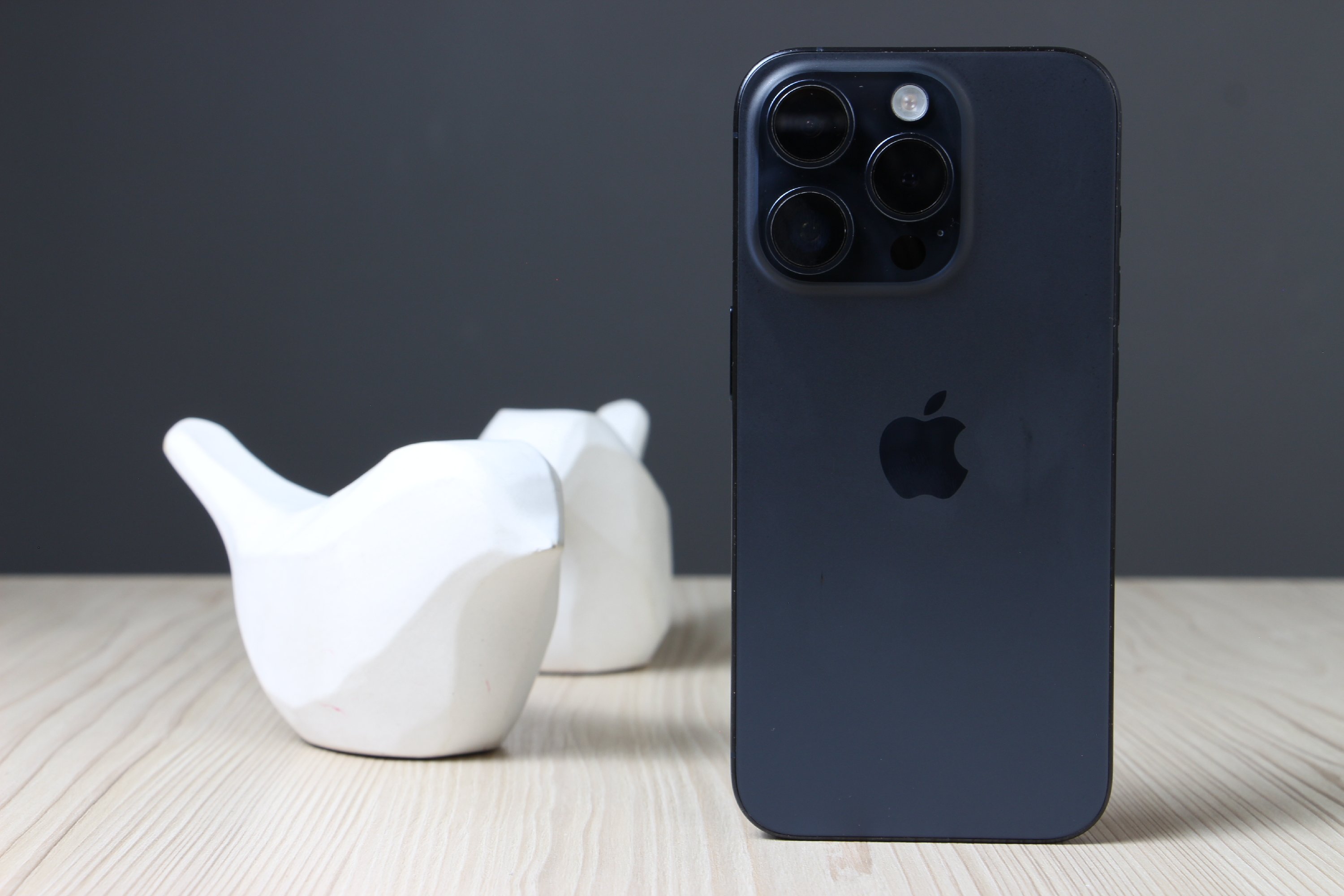 Újszerű iPhone 15 Pro 1TB kék A US-7298