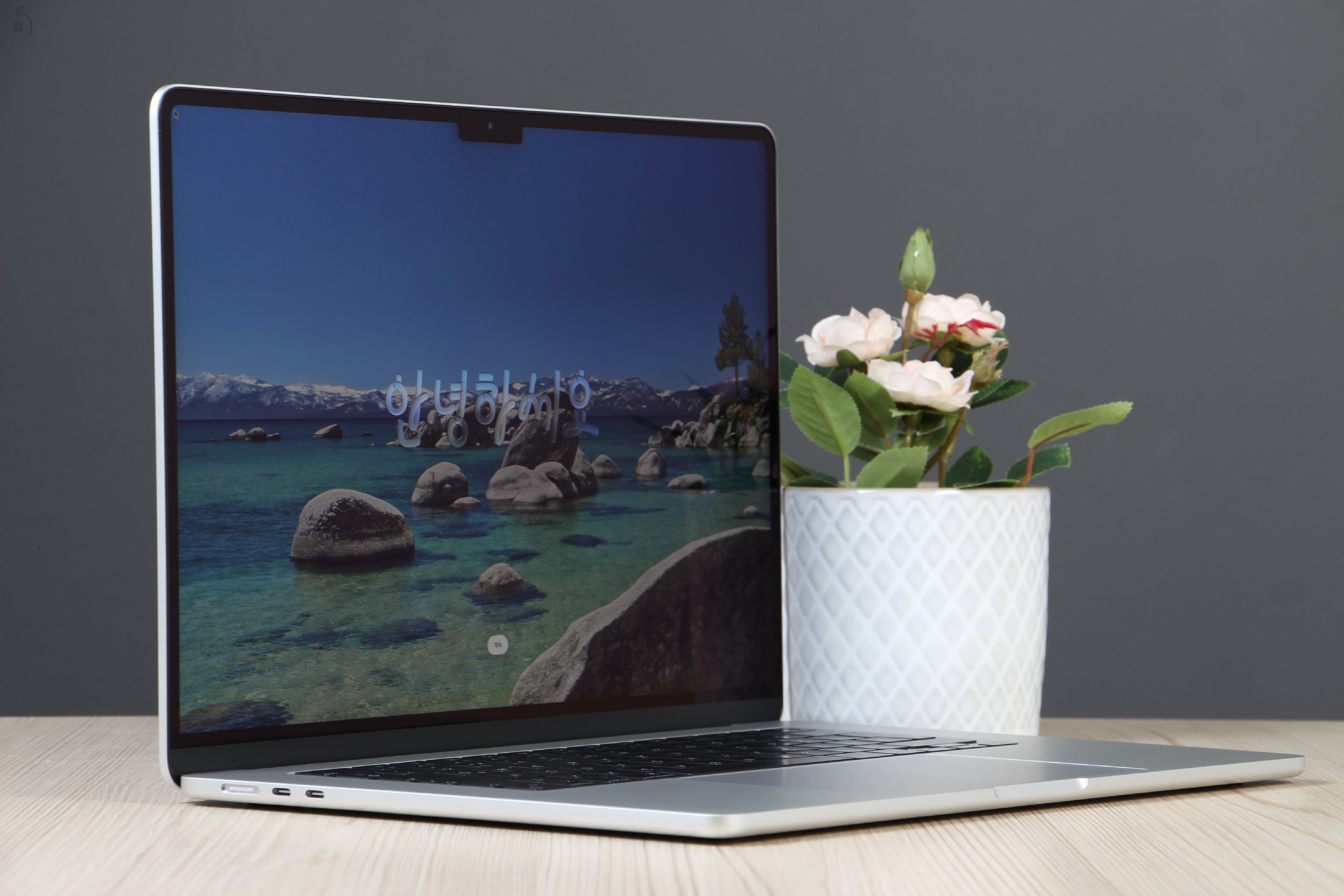 Újszerű Apple Macbook Air 15