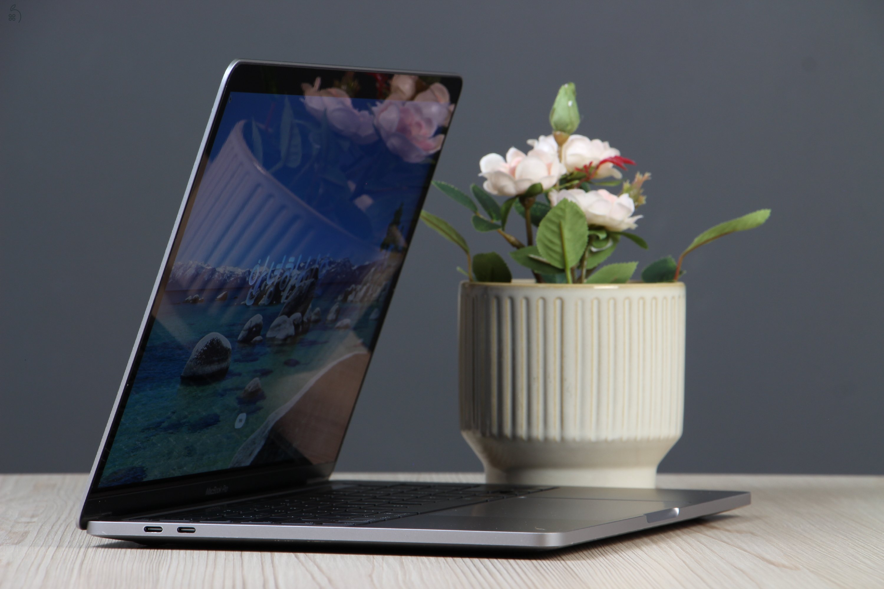 Apple MacBook Pro 13