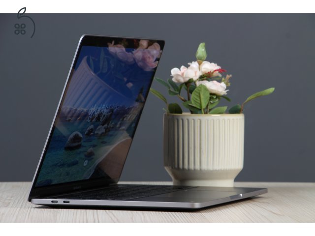 Apple MacBook Pro 13