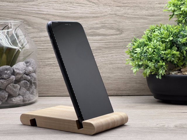 Hibátlan iPhone 11 Black 64GB 2 ÉV Garanciával Számlával 92% Akku