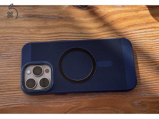 IPhone 16 Pro Max 256 natúr titán - patika - +2 tok + üvegfólia -FÜGGETLEN