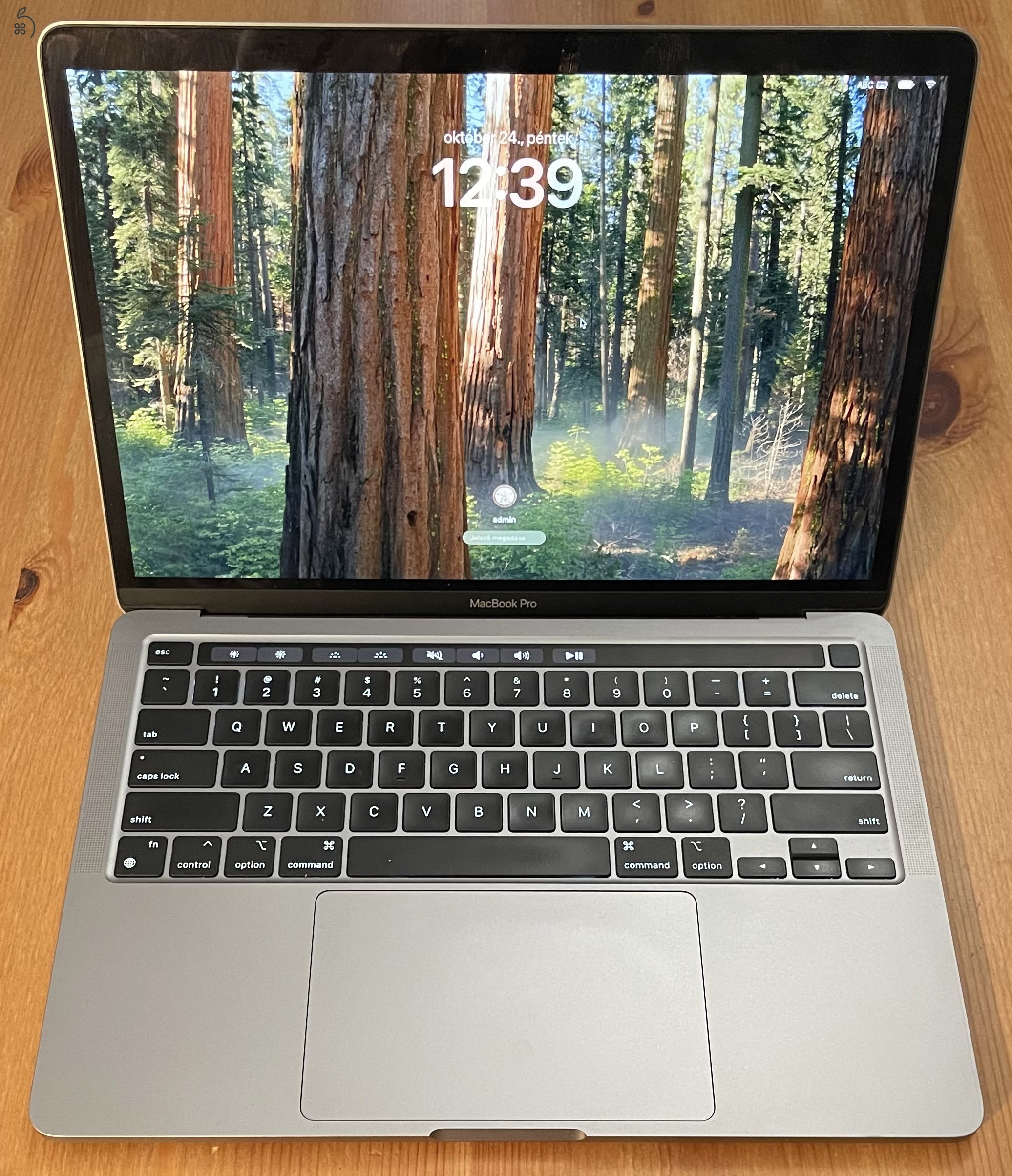 Macbook Pro M2 13 Macbook Pro M2 13