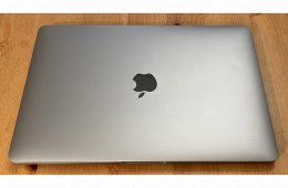 Macbook Pro M2 13 Macbook Pro M2 13