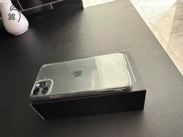 Újszerű iPhone 11 Pro Max éjzöld 64GB 
