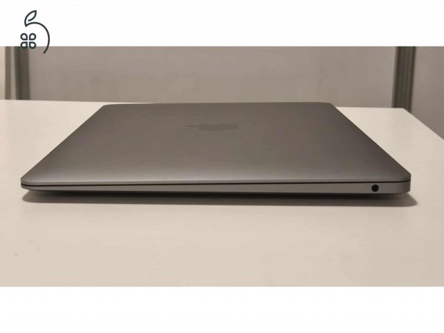 MacBook Air M1 256/8 GB