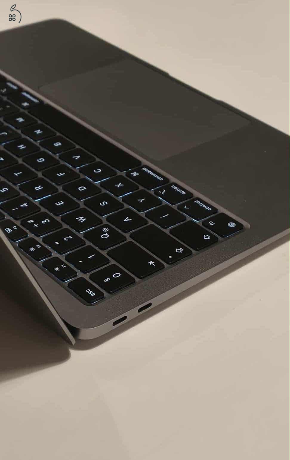 MacBook Air M1 256/8 GB