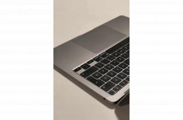 MacBook Air M1 256/8 GB