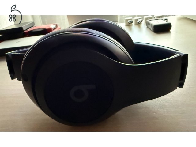 Beats Studio Pro Wireless fejhallgató – tengerészkék