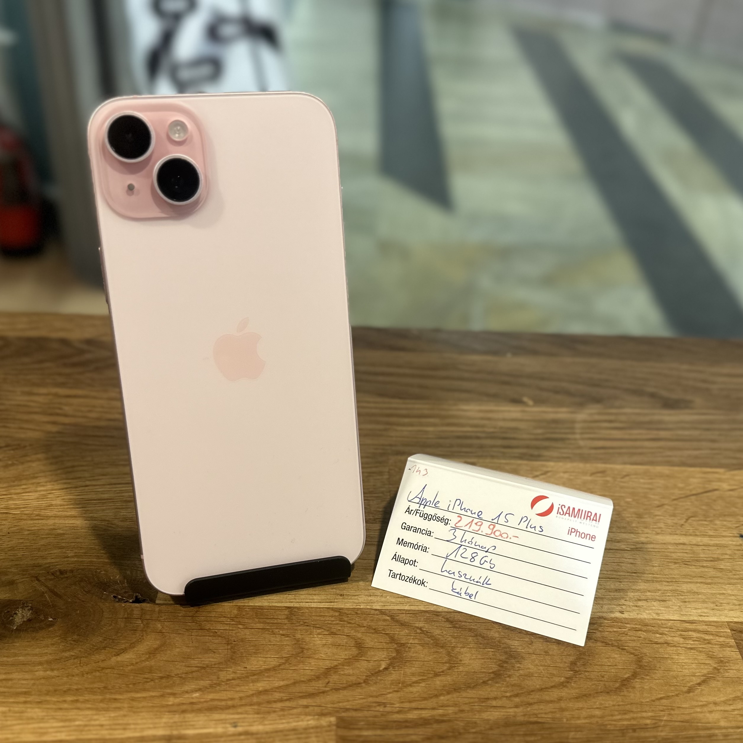 143. Apple iPhone 15 Plus - 128 GB - Rózsaszín