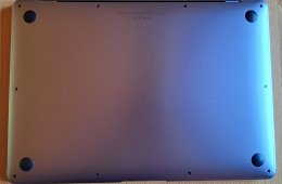 Apple MacBook Air 13.3 inch Laptop - Space Gray, M1 Chip, 8GB RAM, 256GB SSD, Angol (US) billentyűzet