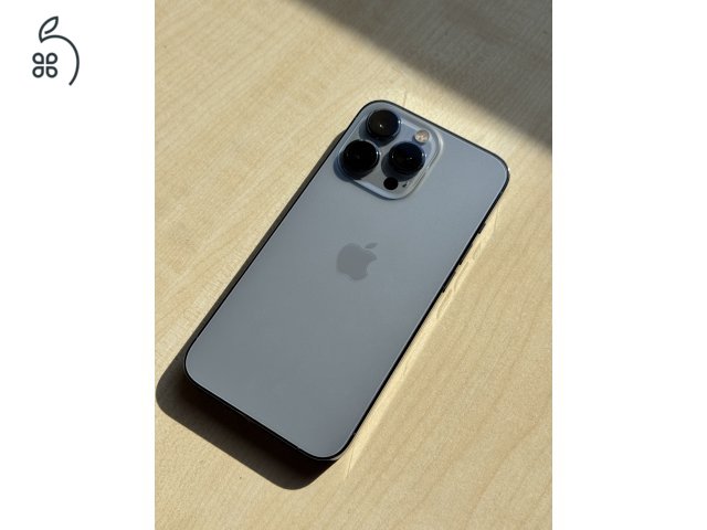 Eladó Sierra Blue iPhone 13 Pro
