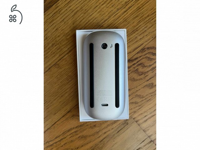 Hibátlan Apple Macbook Air M2 2022 8GB 13,6