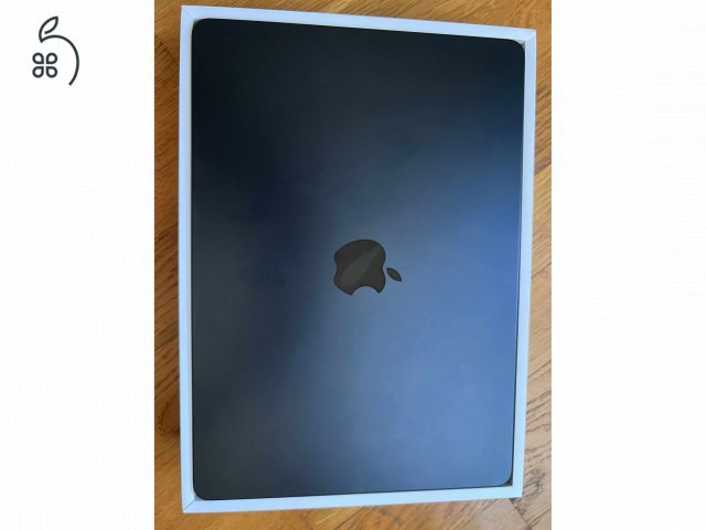 Hibátlan Apple Macbook Air M2 2022 8GB 13,6