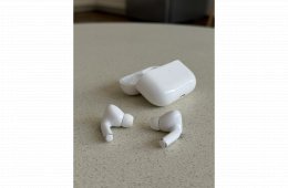 Hibátlan Apple AirPods Pro 2 eredeti töltős tokkal