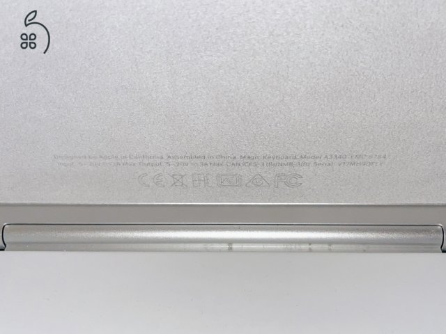 iPad Air M3 Magic Keyboard