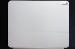 iPad Air M3 Magic Keyboard