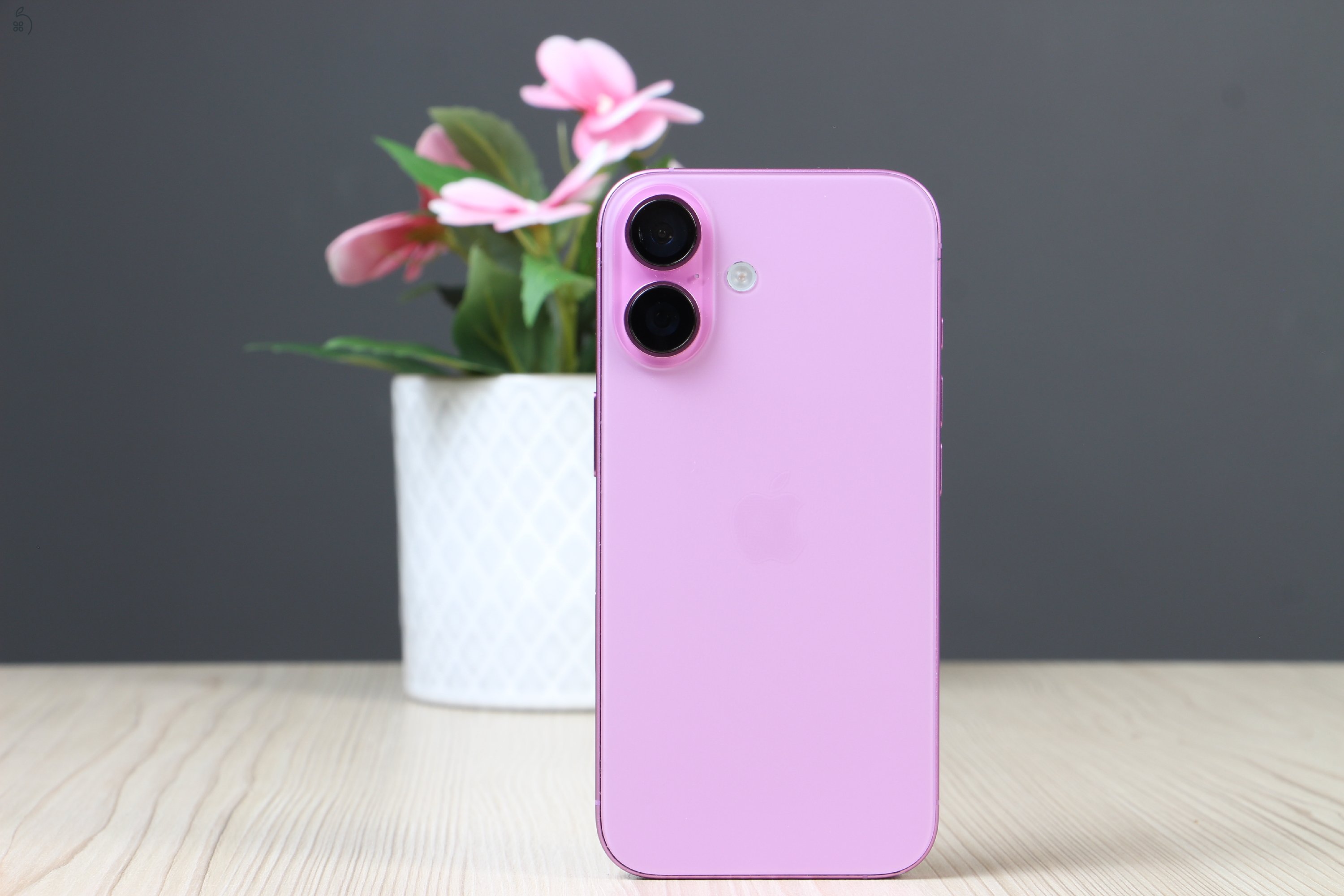 Apple iPhone 16 128GB rózsaszín C+ US-7234