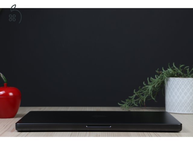 Apple MacBook Pro 16