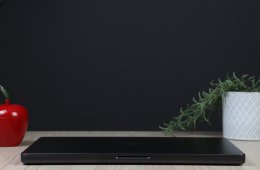 Apple MacBook Pro 16