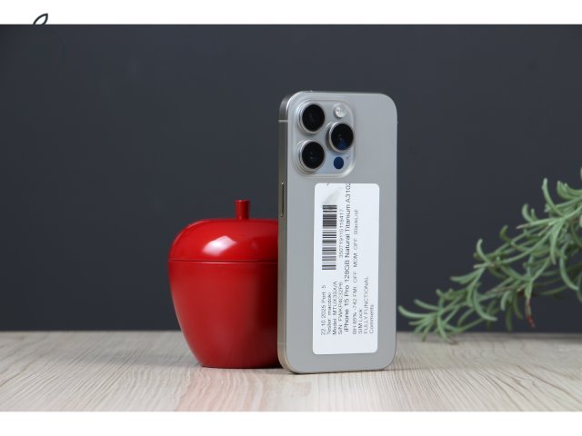 Apple iPhone 15 Pro 128GB Natural Titanium A US-7334