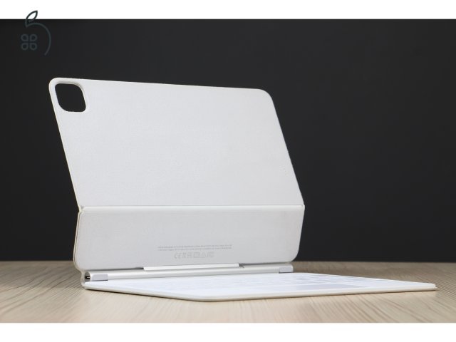 Apple Magic Keyboard 11