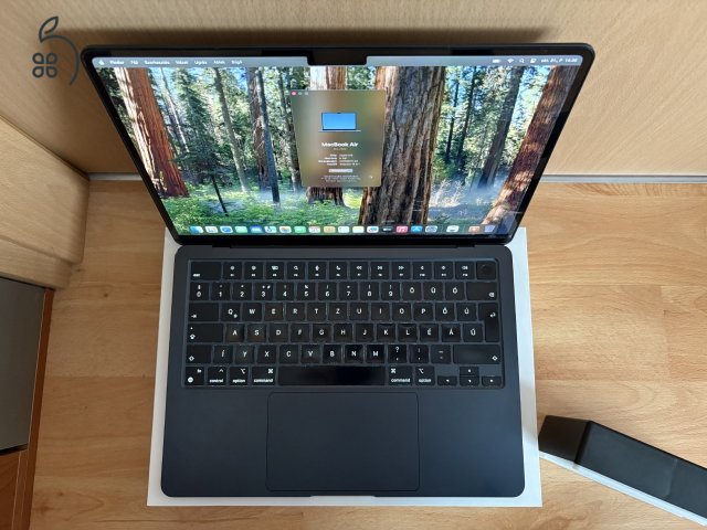 MacBook Air M2 / 8GB / 256GB SSD / Magyar / Midnight / 97% Aksi / Korrekt Áron Eladó