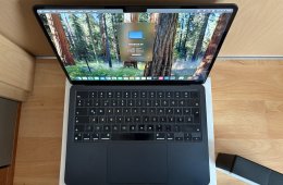 MacBook Air M2 / 8GB / 256GB SSD / Magyar / Midnight / 97% Aksi / Korrekt Áron Eladó