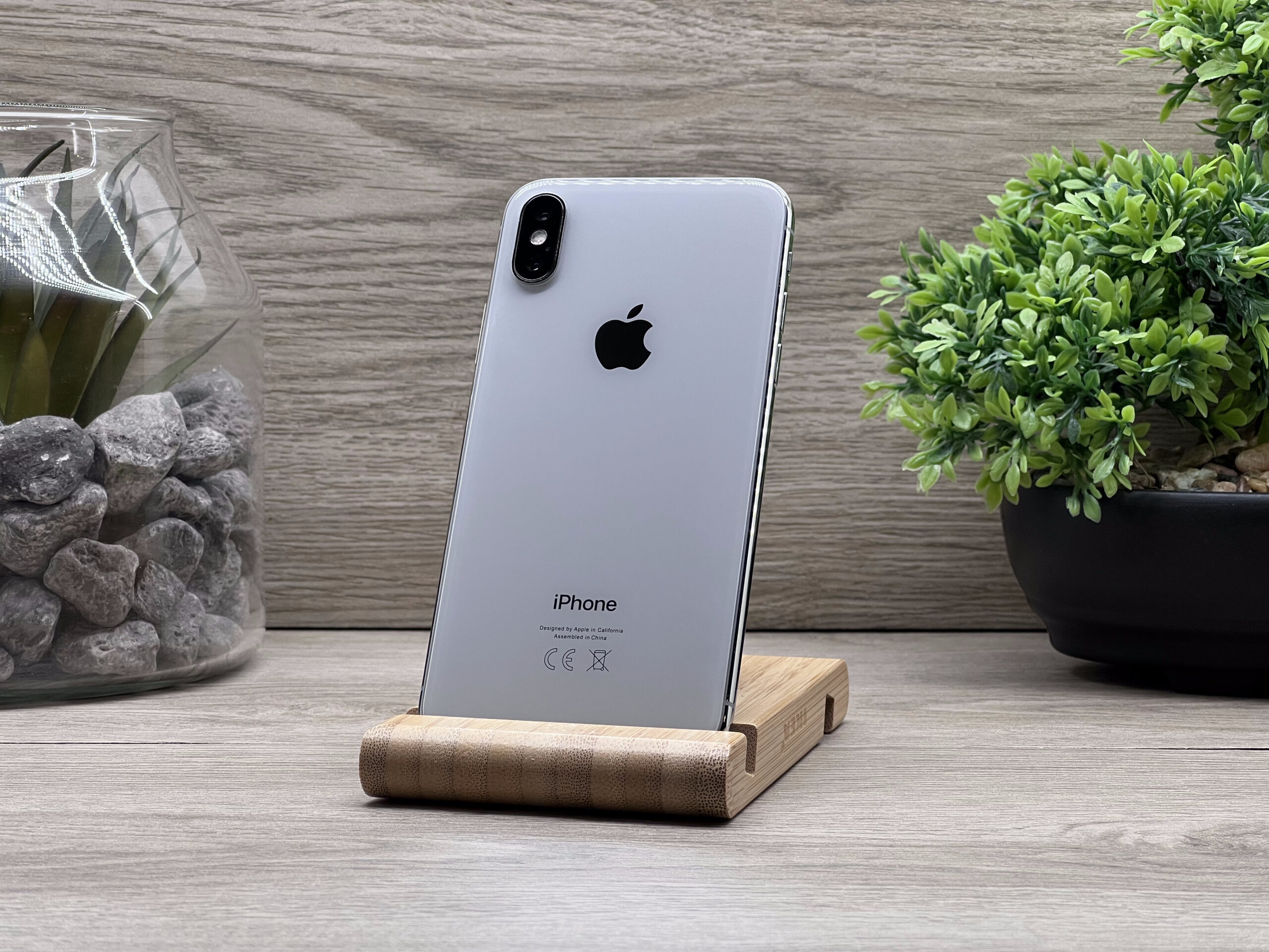 Hibátlan iPhone X Silver 64GB 2 ÉV Garanciával Számlával 100% Akku