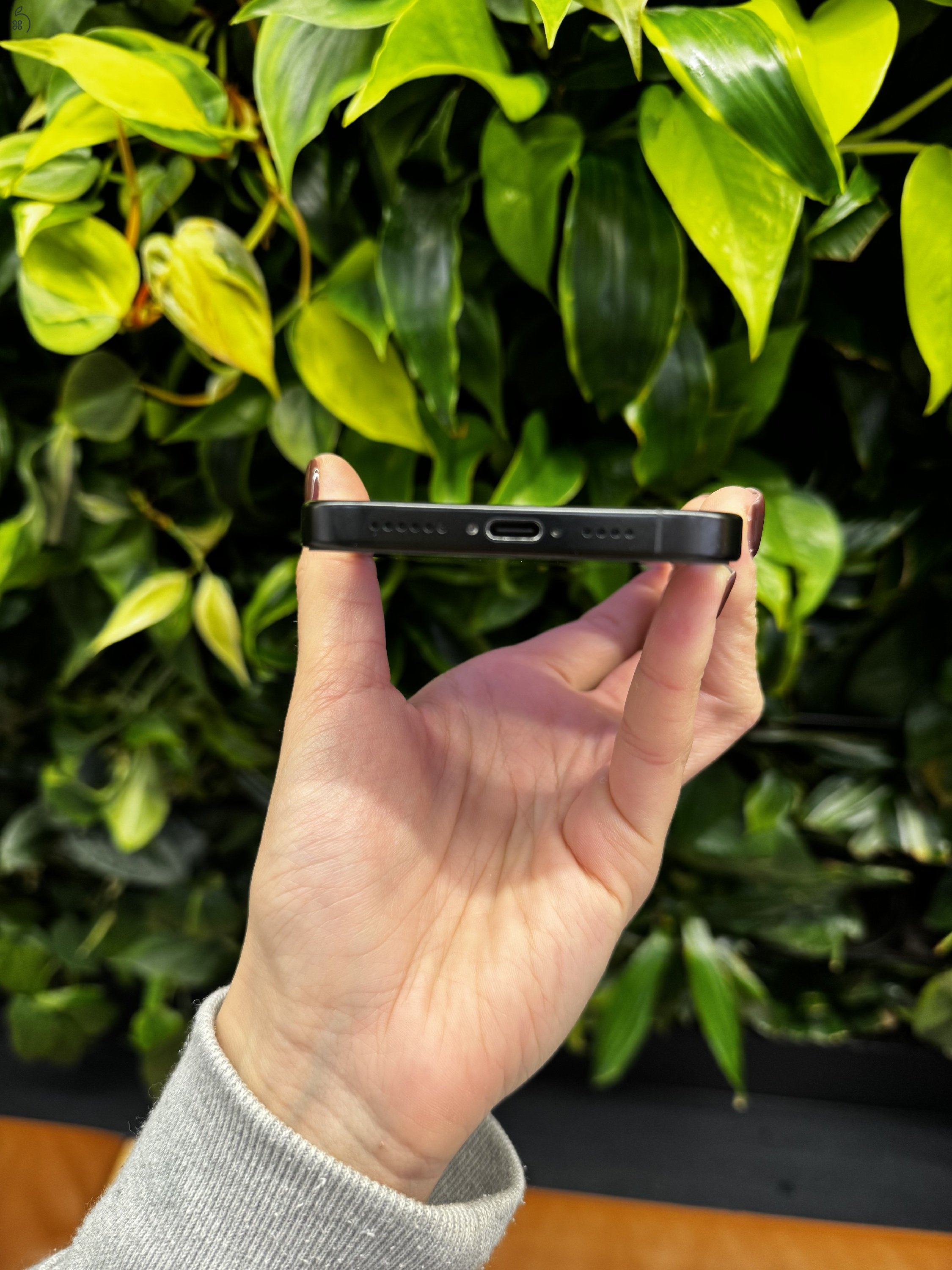 iPhone 16 Pro Max 256 gb Titanium Black