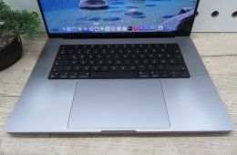AKCIO!!!!!Apple MacBook Pro 16” (2021, M1 Max) – Liquid Retina XDR + ProMotion 120 Hz, brutál erő – 32 GB RAM – 500 GB SSD – Használt, megkímélt – ~81% akku – 3 hónap garancia