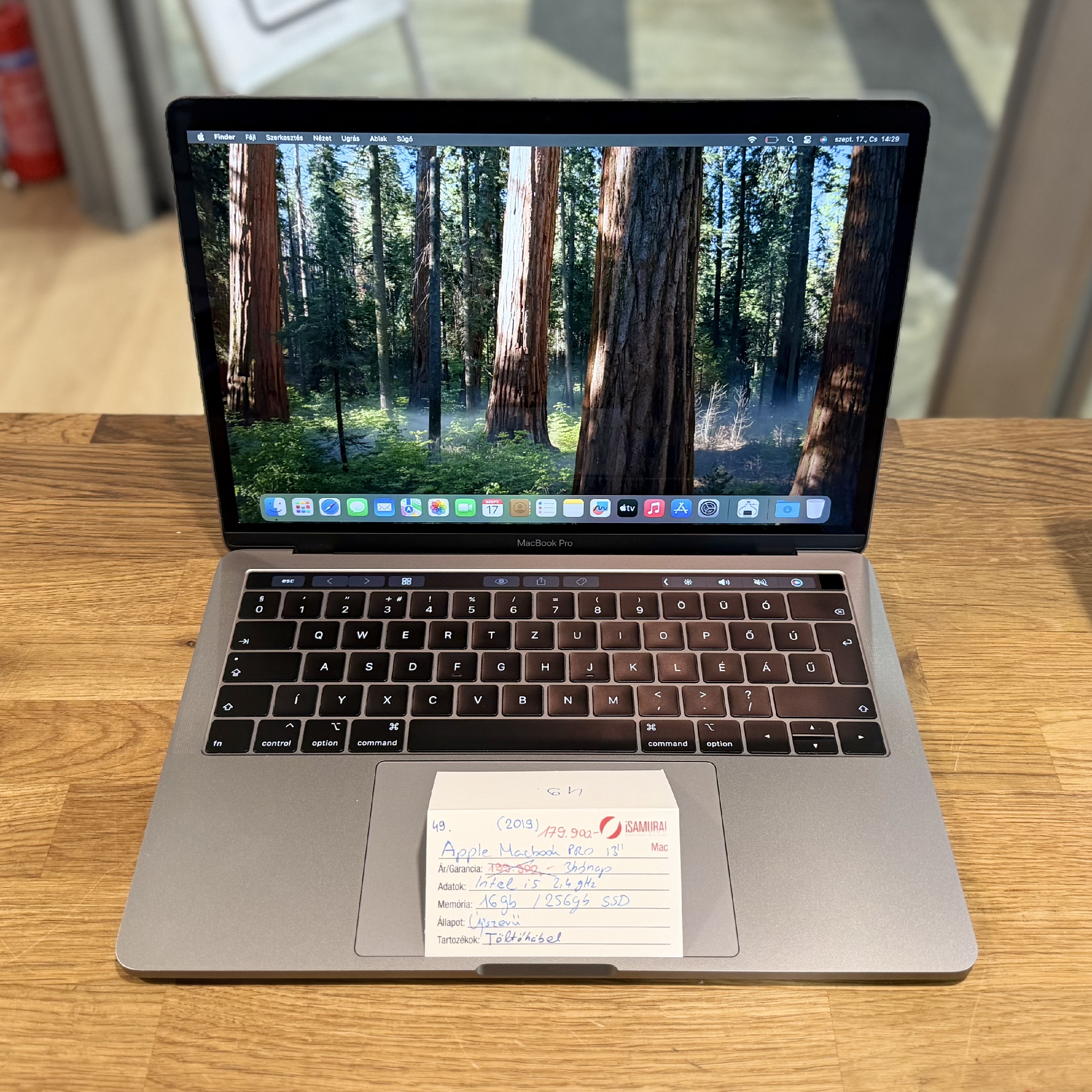 Apple MacBook Pro 13