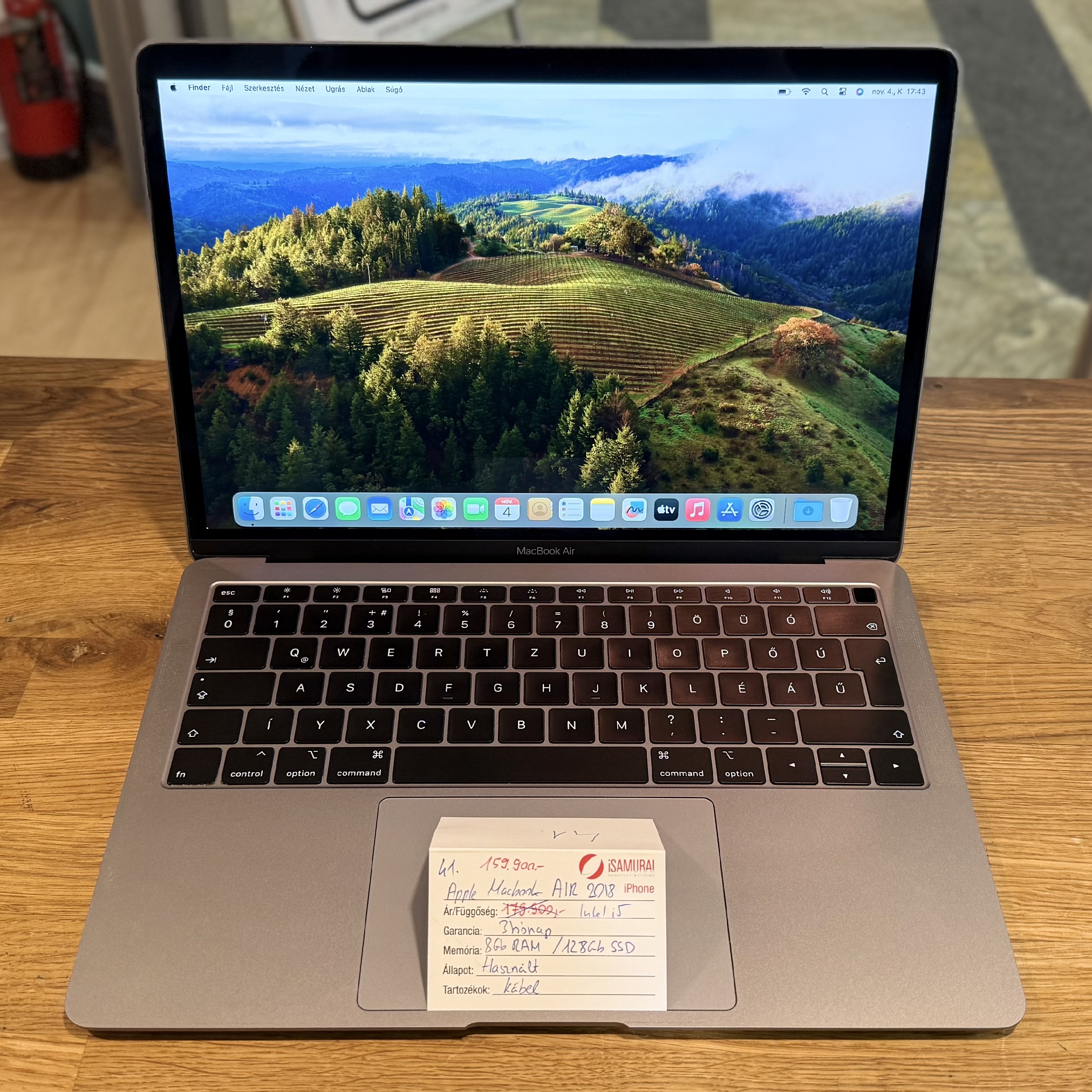 41. Apple MacBook Air - 2018 - 13
