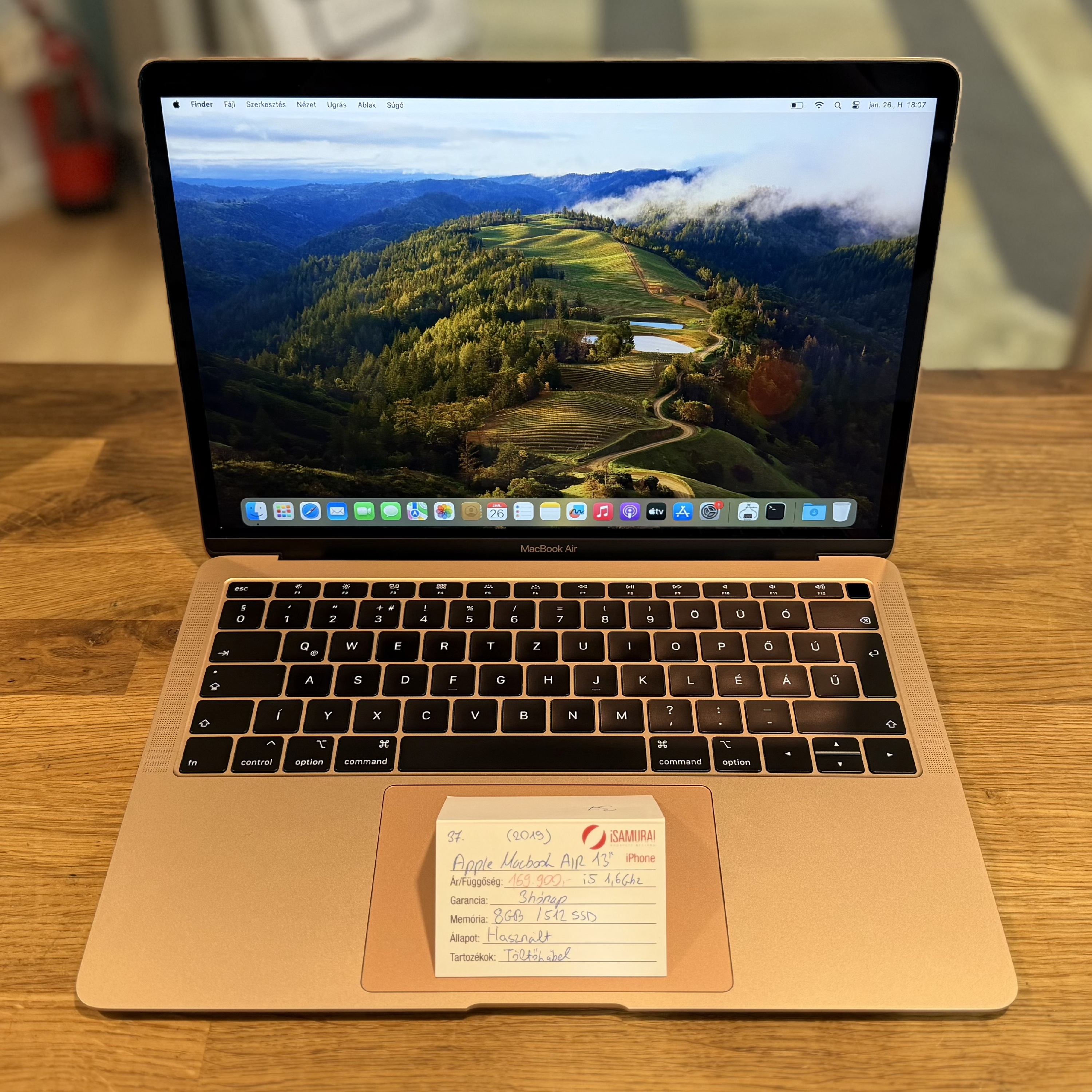 37. Apple MacBook Air - 2019 - 13