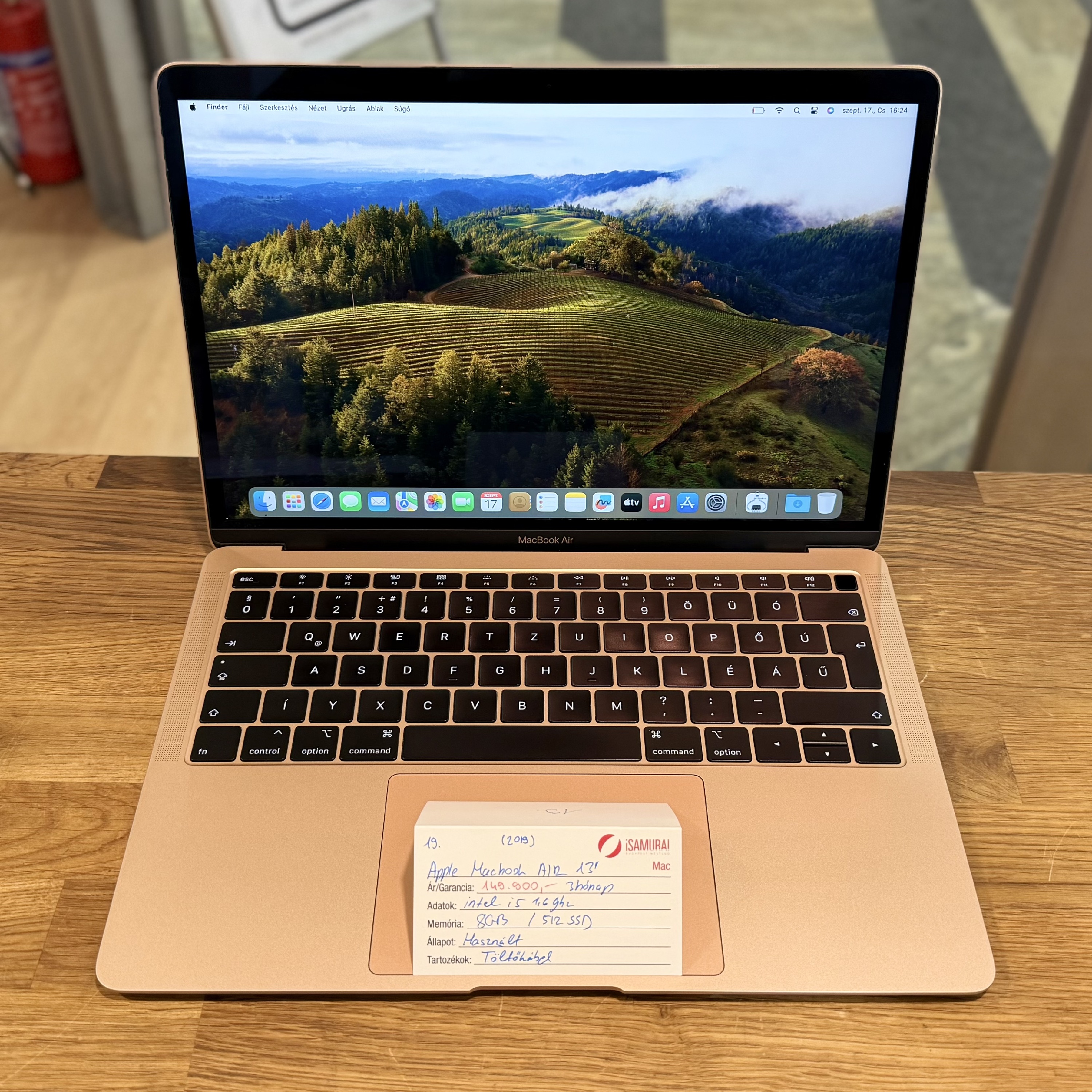 Apple MacBook Air - 2019 - 512GB SSD - Arany (19.)