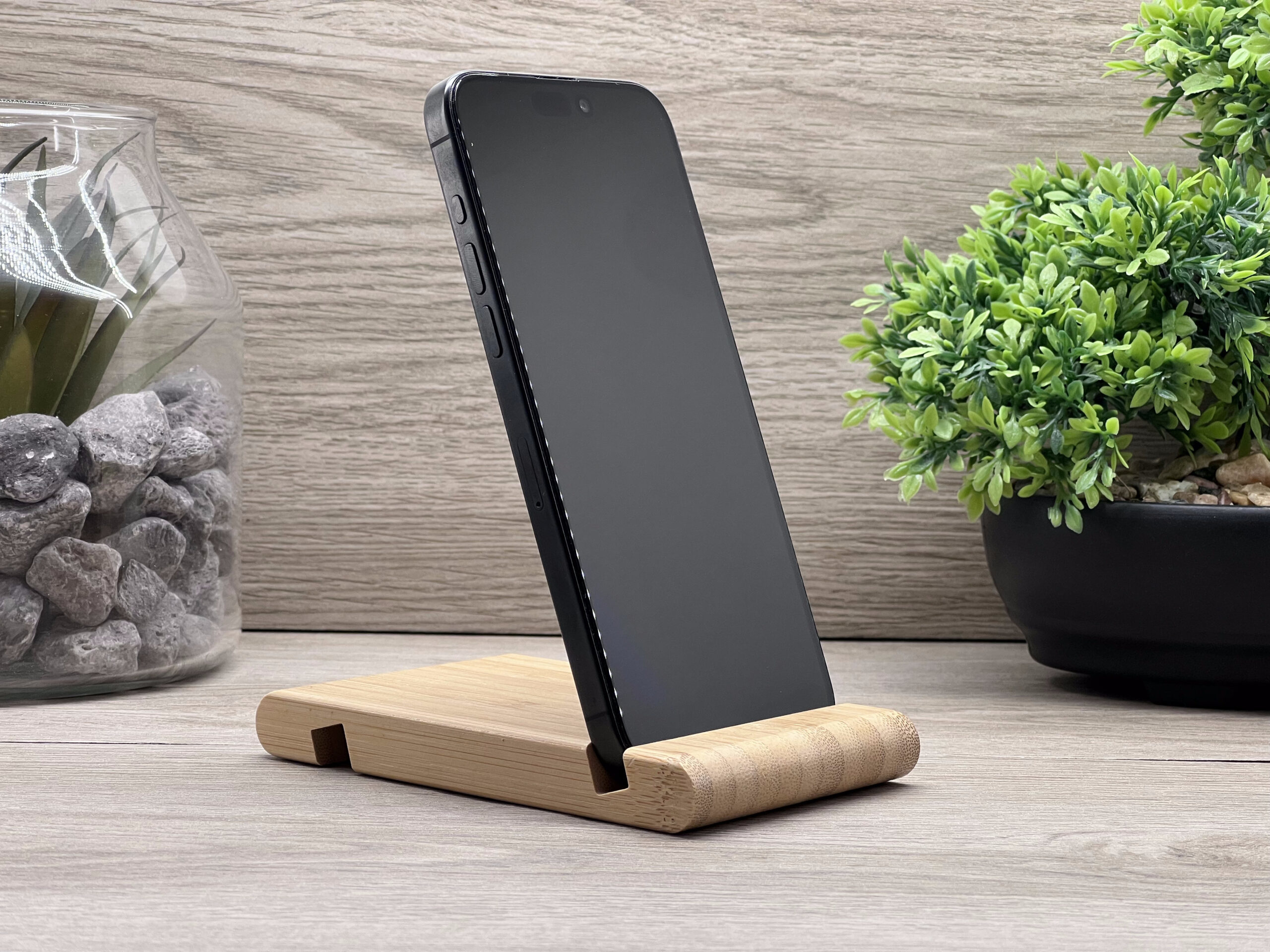 Hibátlan iPhone 15 Pro Max Black Titanium 256GB 2 ÉV Garanciával Számlával 90% Akku