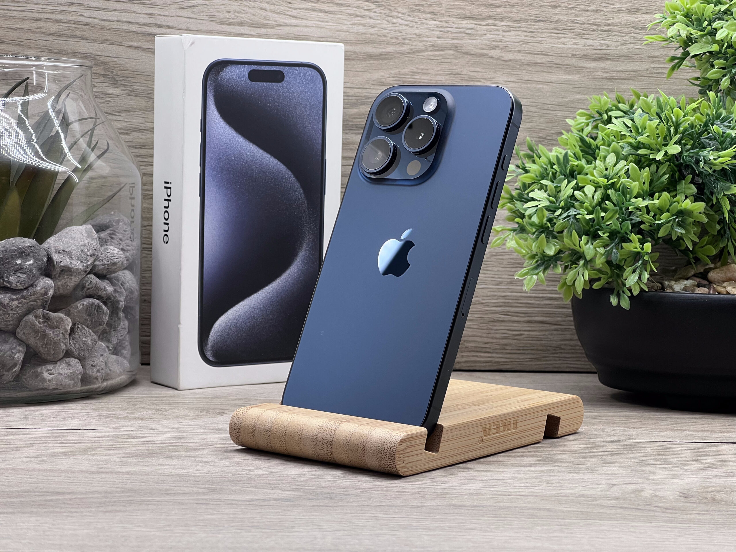 iPhone 15 Pro Blue Titanium 256GB 2 ÉV Garanciával Számlával 92% Akku