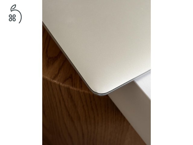 Apple MacBook Air 13” (2020, M1) – 16 GB RAM – 512 GB SSD