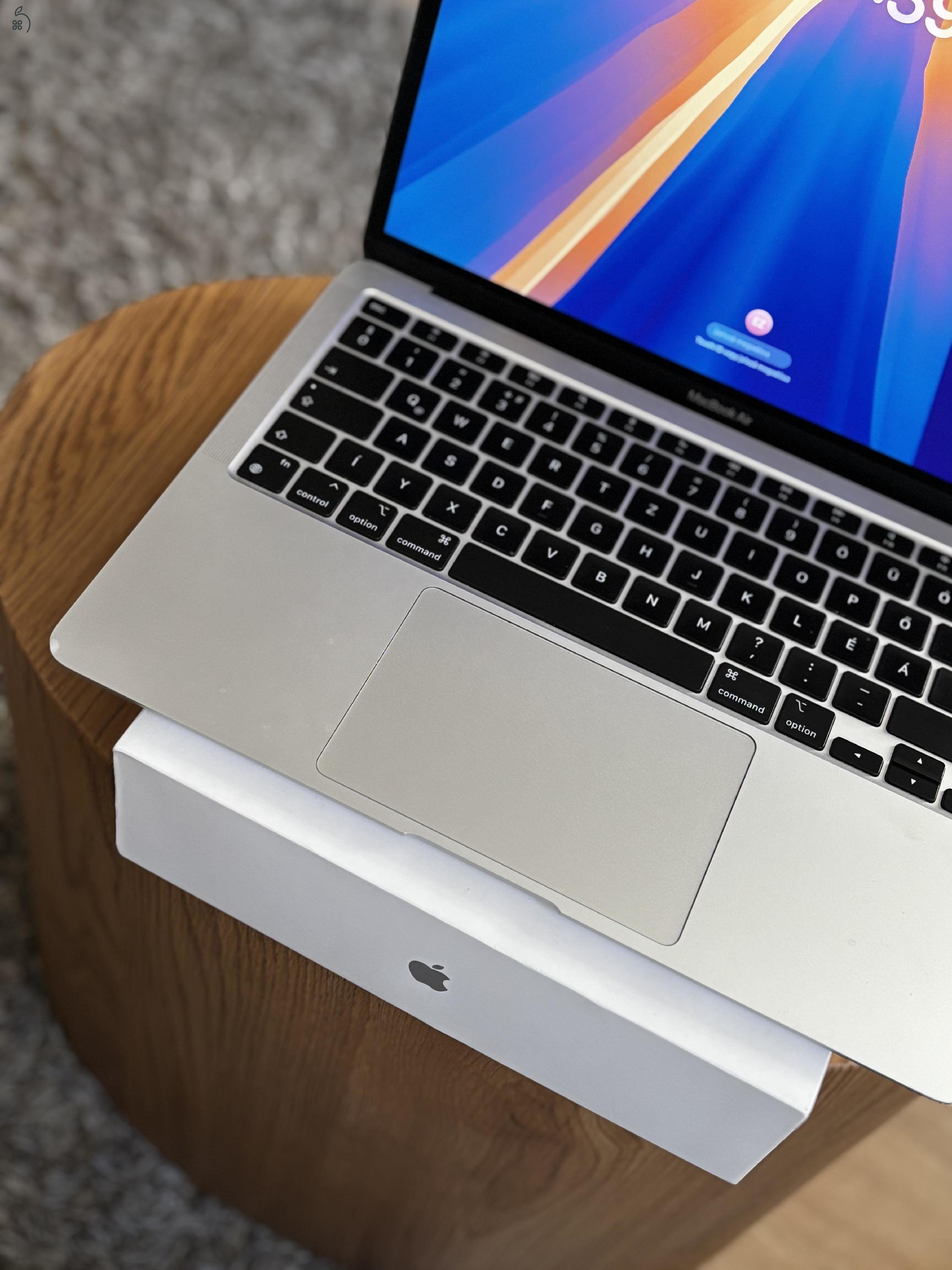 Apple MacBook Air 13” (2020, M1) – 16 GB RAM – 512 GB SSD