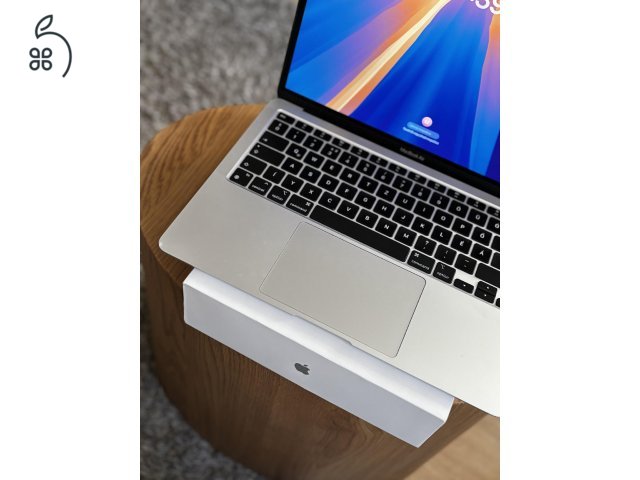 Apple MacBook Air 13” (2020, M1) – 16 GB RAM – 512 GB SSD