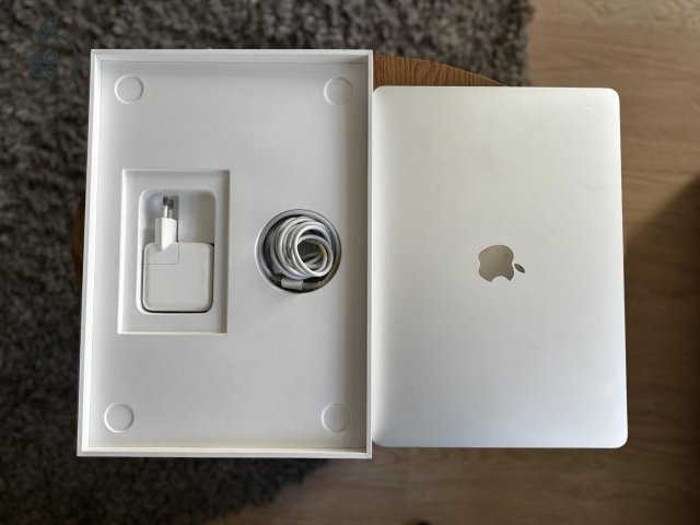 Apple MacBook Air 13” (2020, M1) – 16 GB RAM – 512 GB SSD